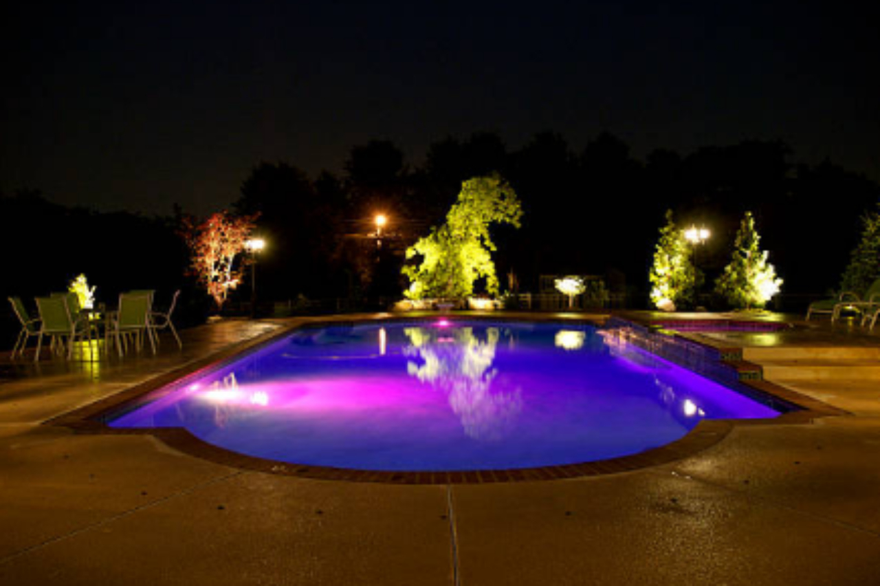 Iluminación para piscinas, ideas originales - Cool Pool