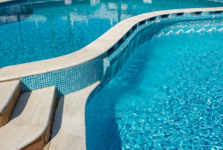 ¿Cómo mantener el liner de una piscina en óptimas condiciones?