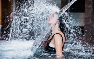 La importancia de las duchas en la piscina